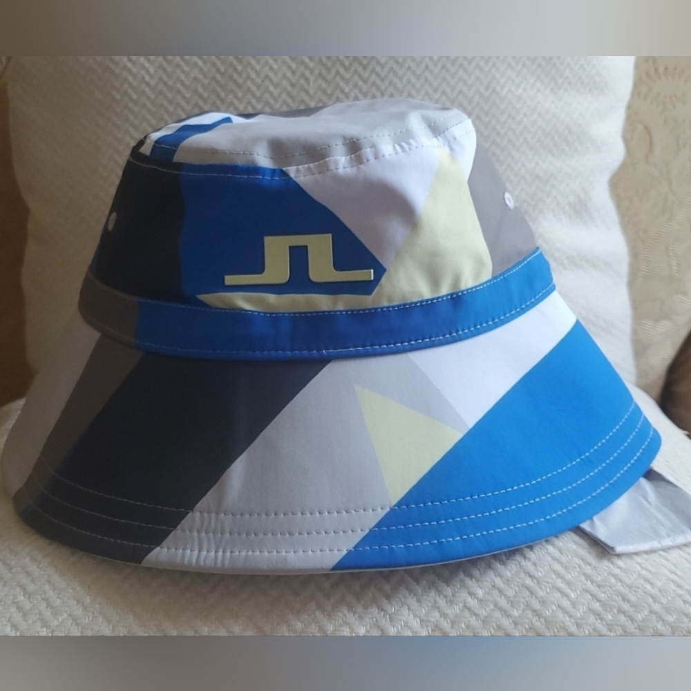 J. Lindeberg Golf Bucket Hat/Siri Print